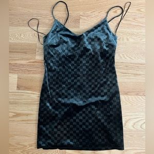 NWT Elodie Blue Gret Velvet Dress